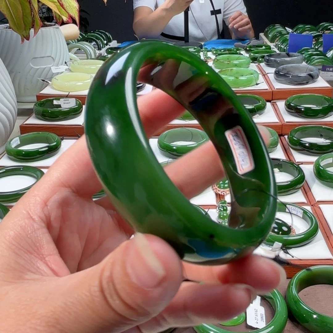 和田玉（碧玉）手镯未镶嵌