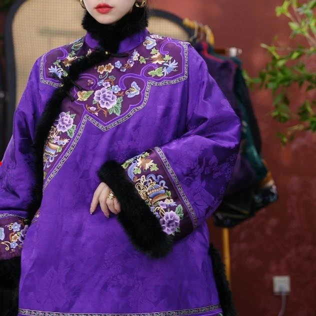 240072素女馆新款复古如意重工刺绣太太棉服