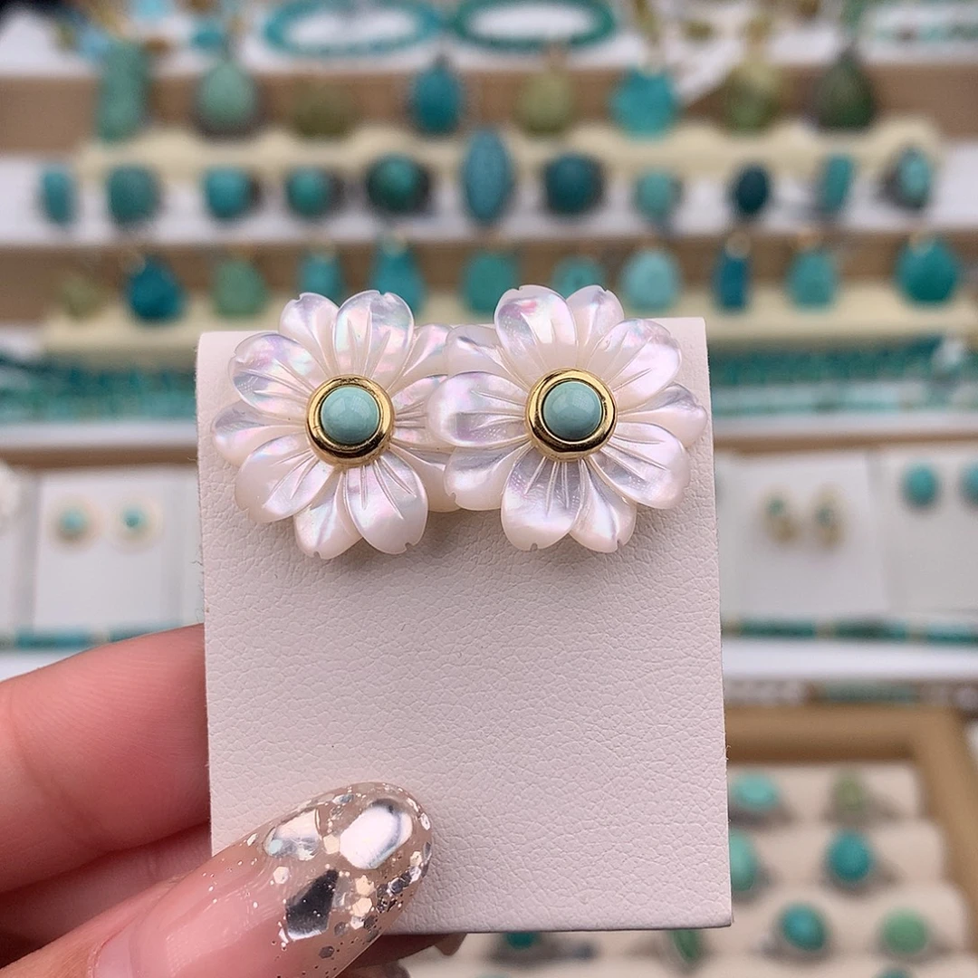 绿松石未镶嵌耳饰