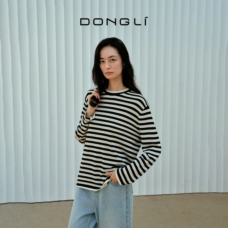 东黎 混纺 我不被驯化-自我宣言 流光风女士条纹撞色圆领长袖5362