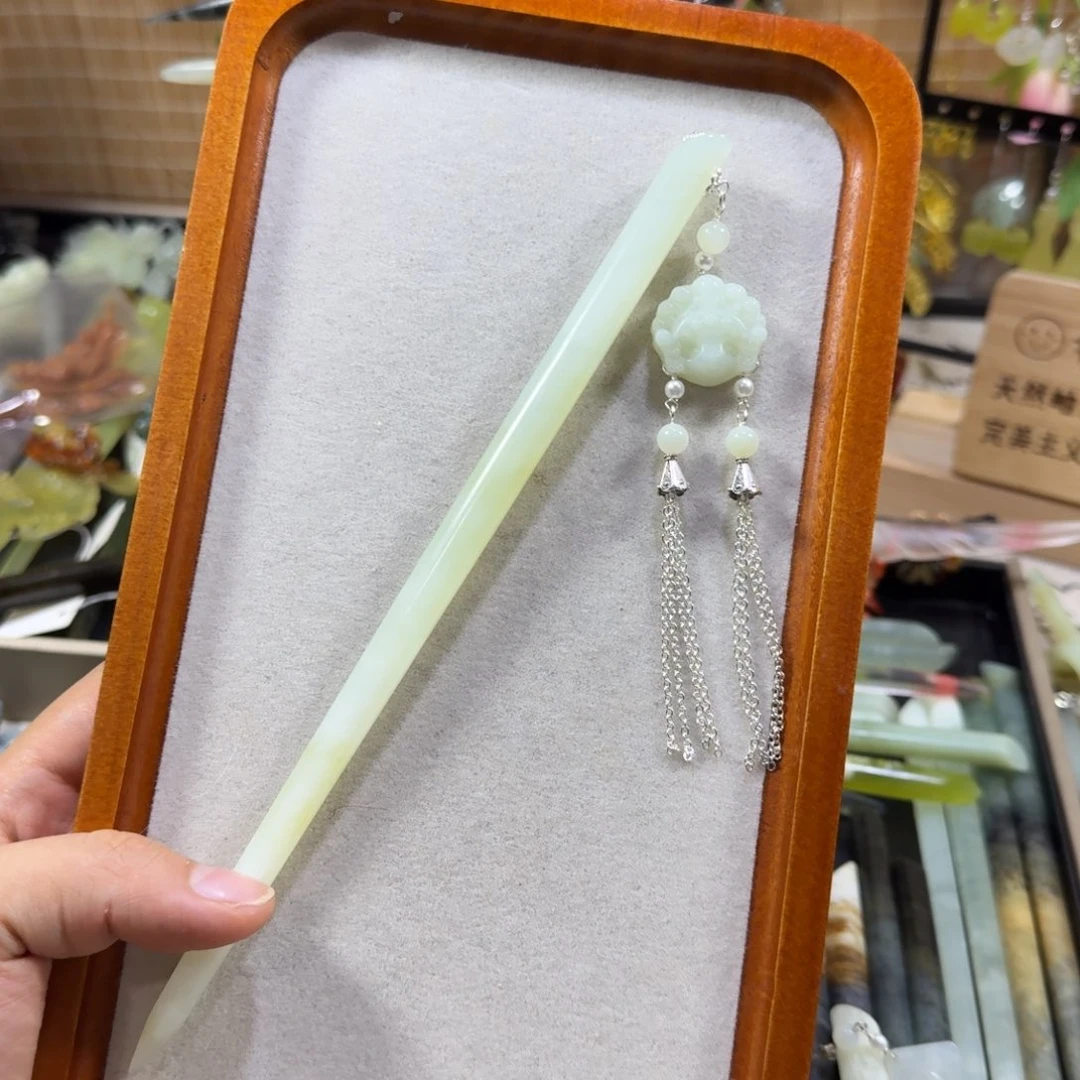 蛇纹石玉未镶嵌发饰