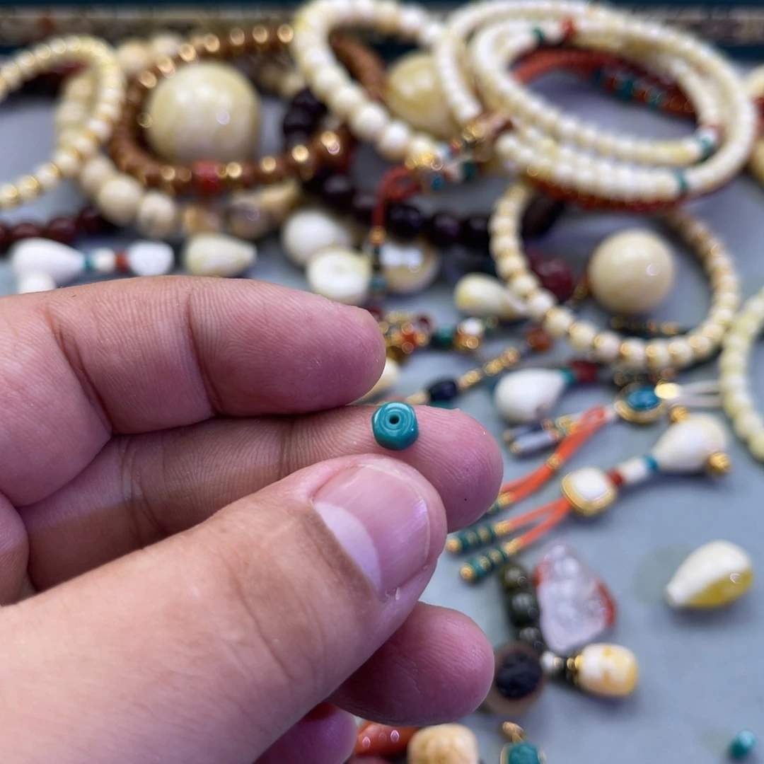 绿松石未镶嵌珠宝奇石48