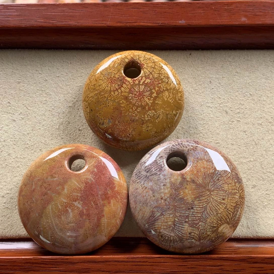 硅化珊瑚（珊瑚玉）公主扣吊坠漏20/个。05未镶嵌