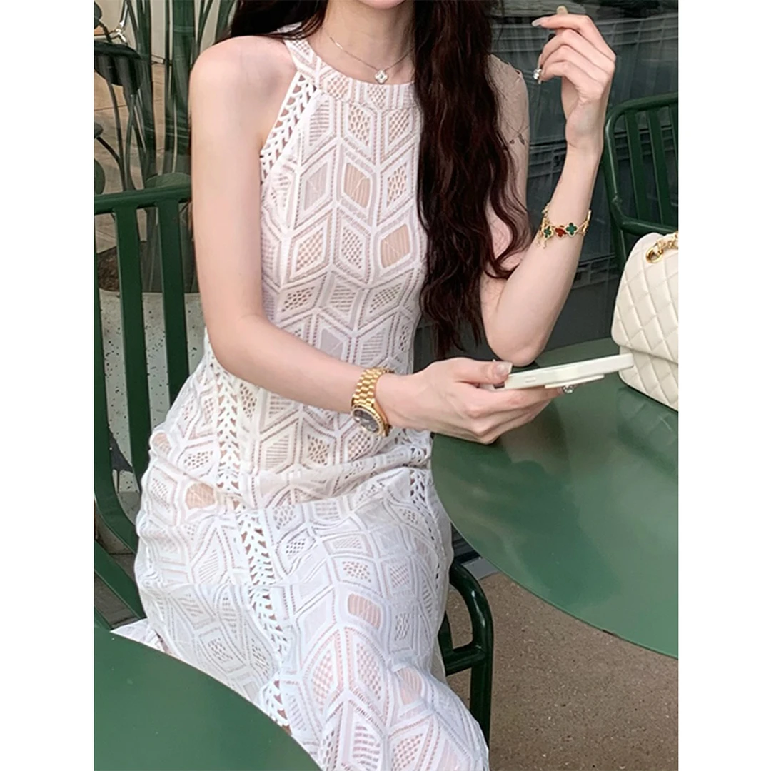 【曼城记忆】好穿时尚感 不规则蕾丝环绕织带春夏新品挂脖连衣裙