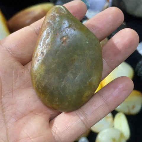 未镶嵌和田玉（糖玉）车挂