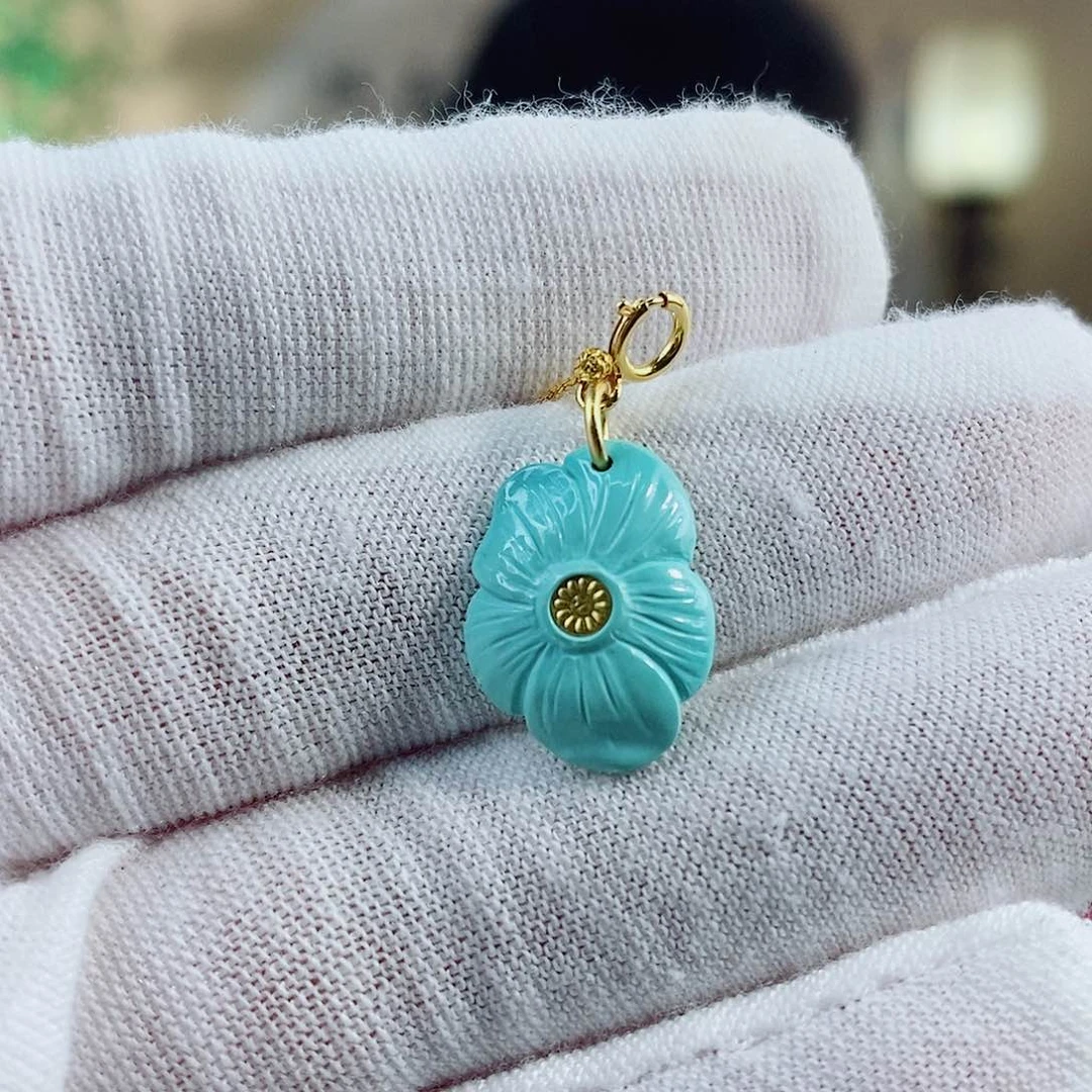 未镶嵌绿松石珠宝奇石