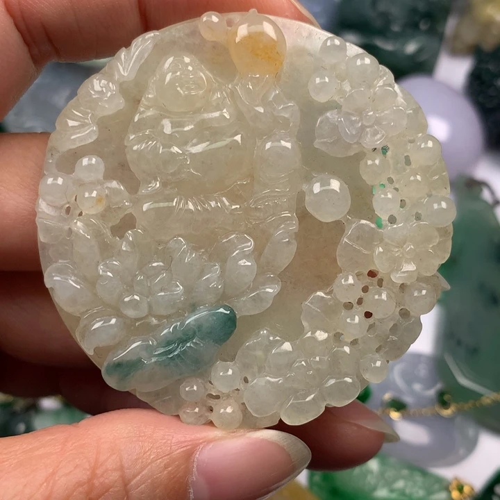 翡翠未镶嵌颈饰翡翠