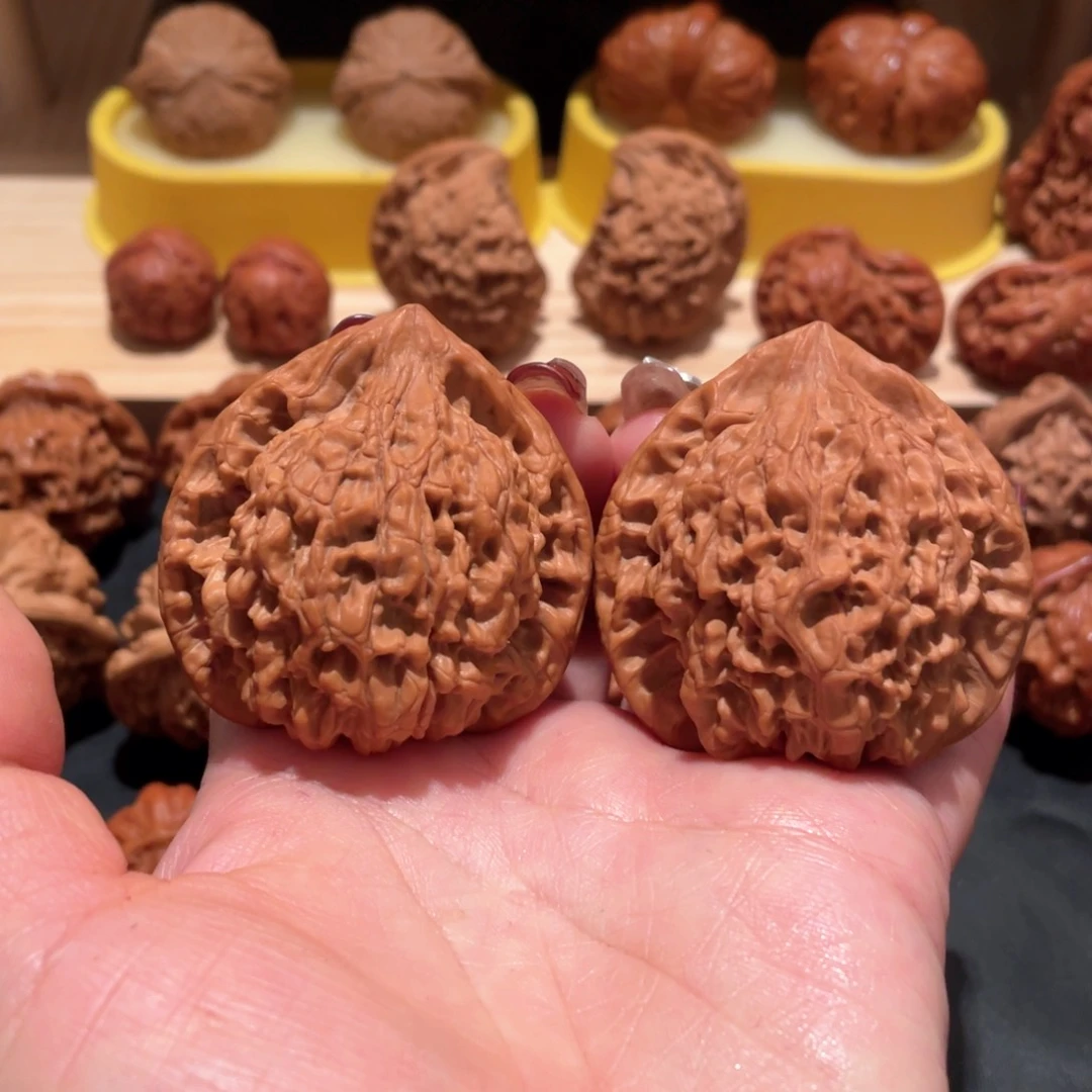 文玩核桃吊坠晶****举官帽