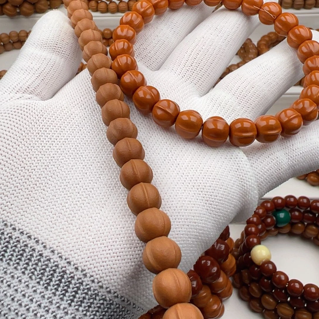 ༺***༻猴头核桃吊坠小鲨鱼