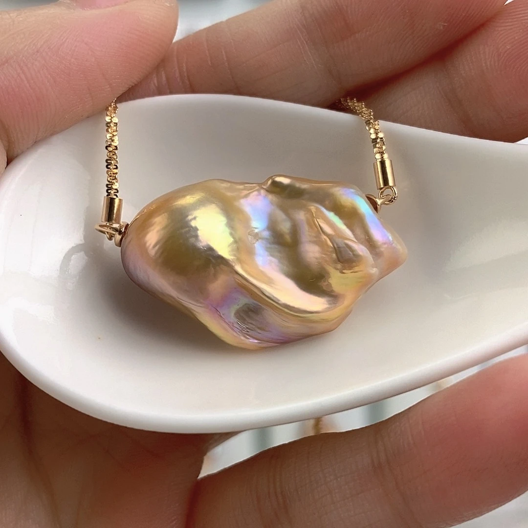 淡水珍珠颈饰银S925镶嵌遇*?