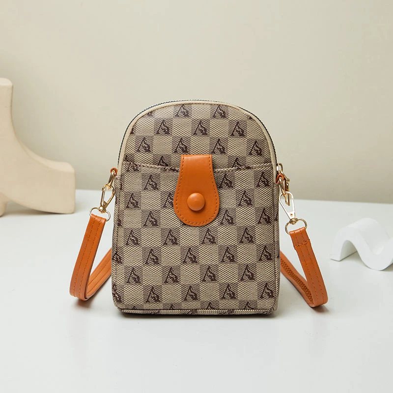 YSC感斜挎手机包包女2025新款时尚纽扣款女士零钱钥匙包单肩包斜