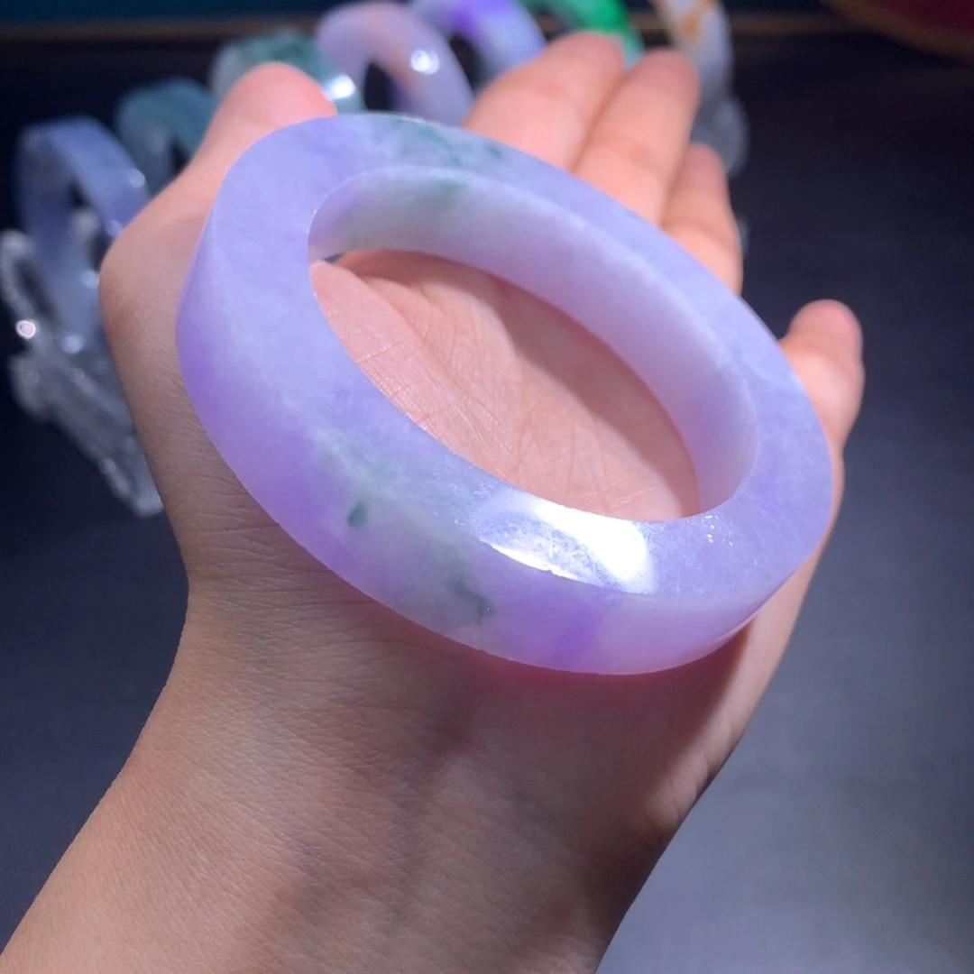 未镶嵌翡翠手镯定制翡翠