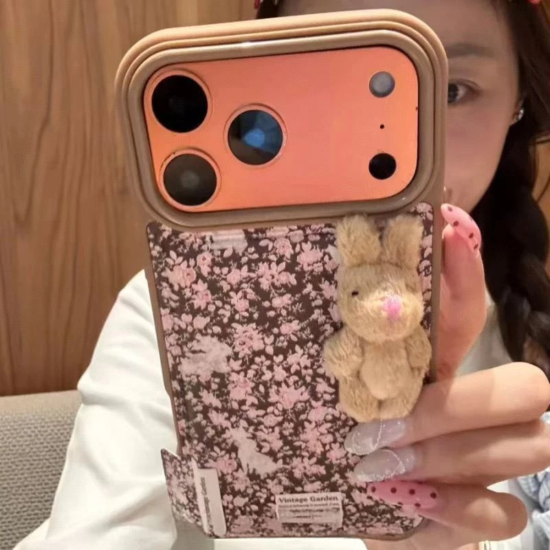 满屏粉花朵毛绒兔兔适用于iPhone17promax手机壳16少女心15可爱14