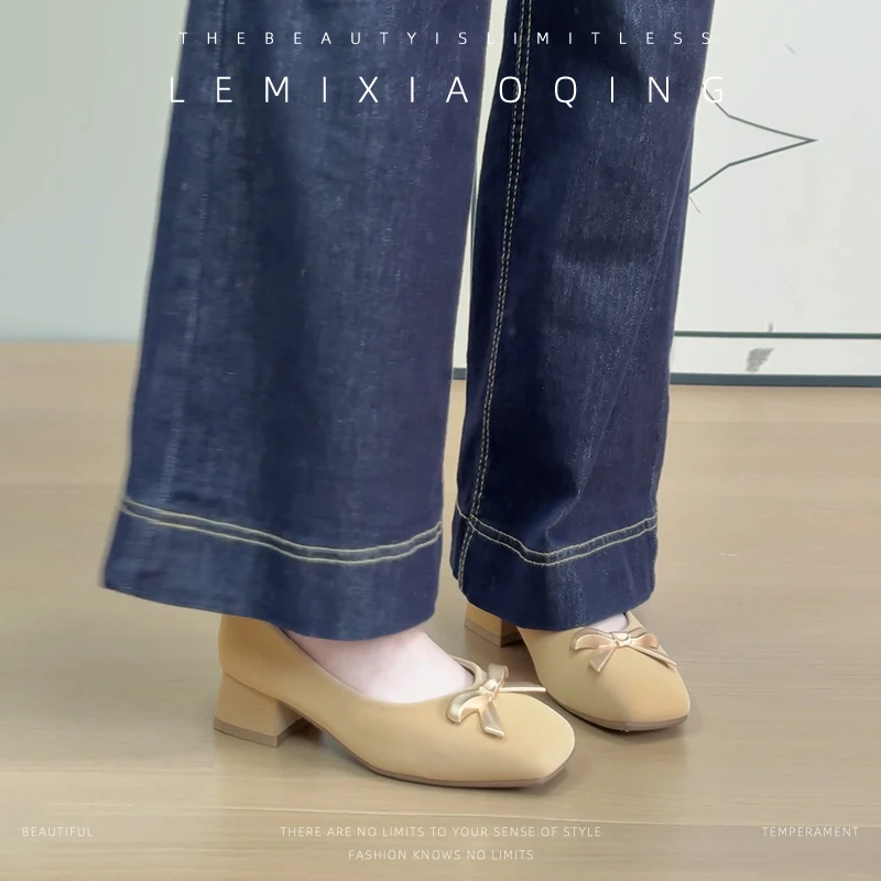 加宽版~绝美小众方头金属蝴蝶结上班通勤走路不累脚加宽加大女鞋