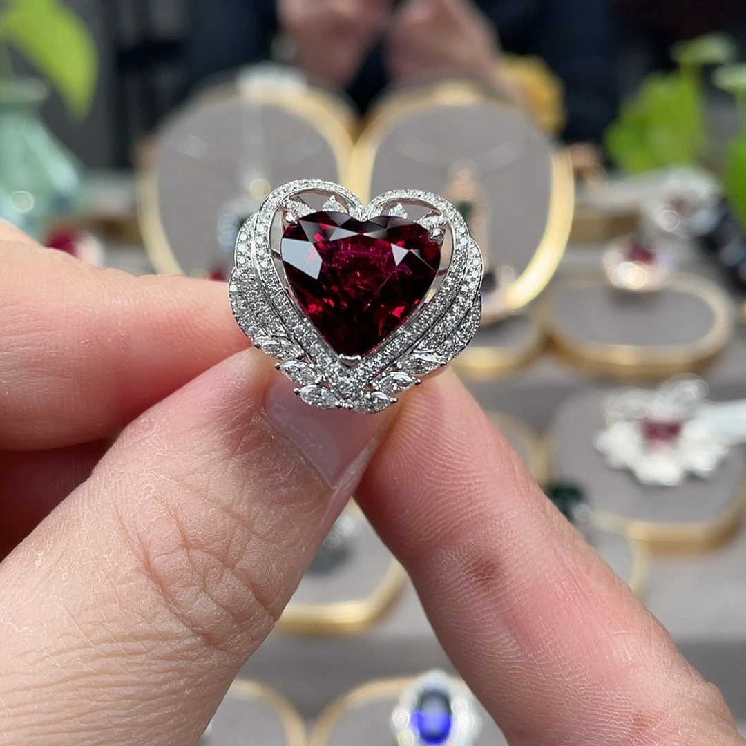 碧玺戒指18K金镶嵌8.85ct