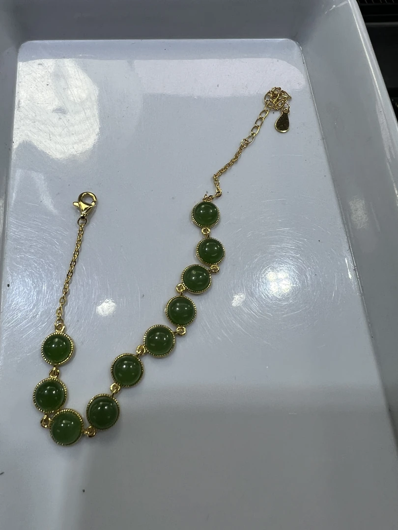 和田玉碧玉苹果绿色高冰手链