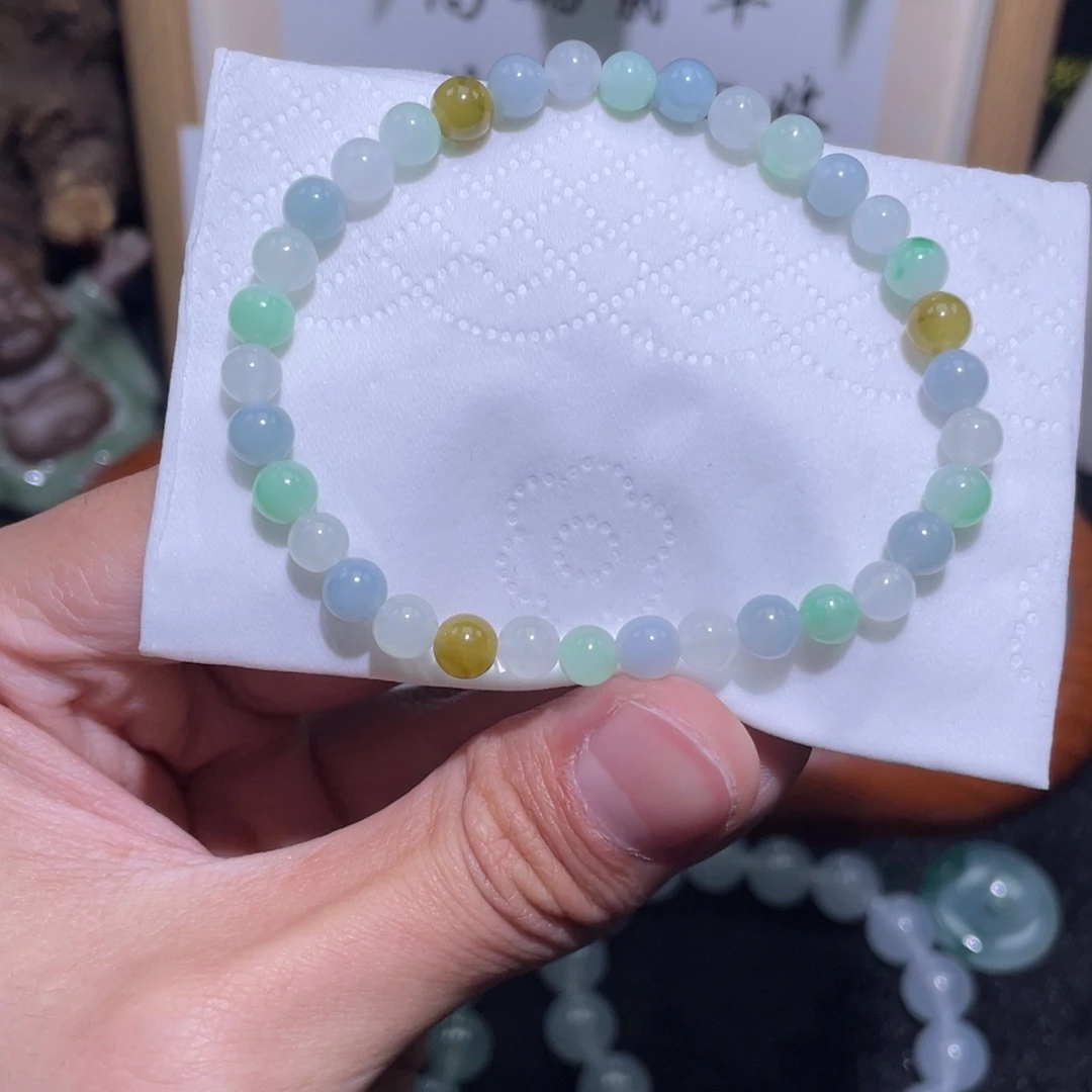 定制翡翠未镶嵌手串