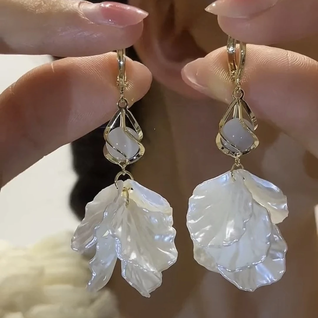 气质高级感耳环新款爆款潮时尚百搭设计感轻奢重工不规则耳饰