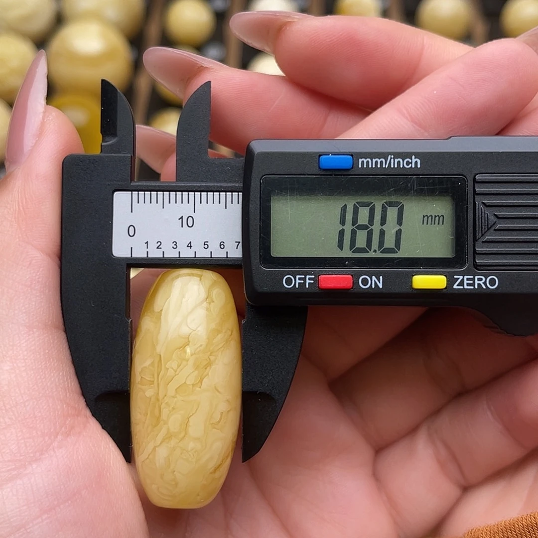 小****琥珀未镶嵌裸石蜜蜡桶珠梦