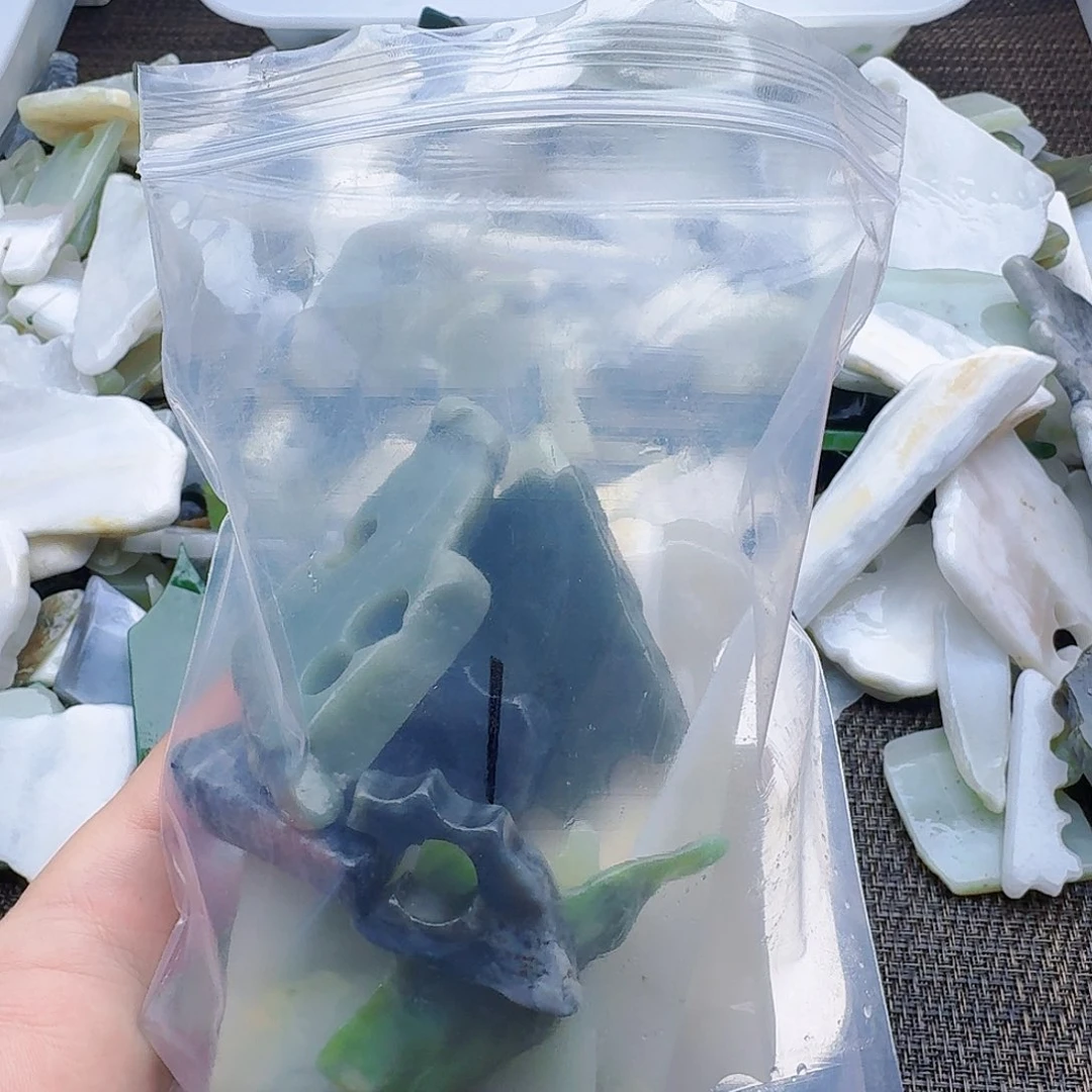 和田玉未镶嵌珠宝半成品