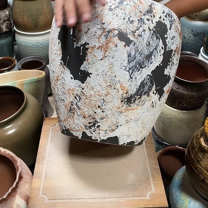 紫砂花盆口26高度31水墨画………