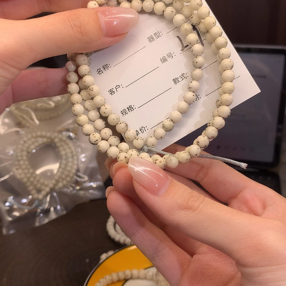 手串星月菩提袜****。L19