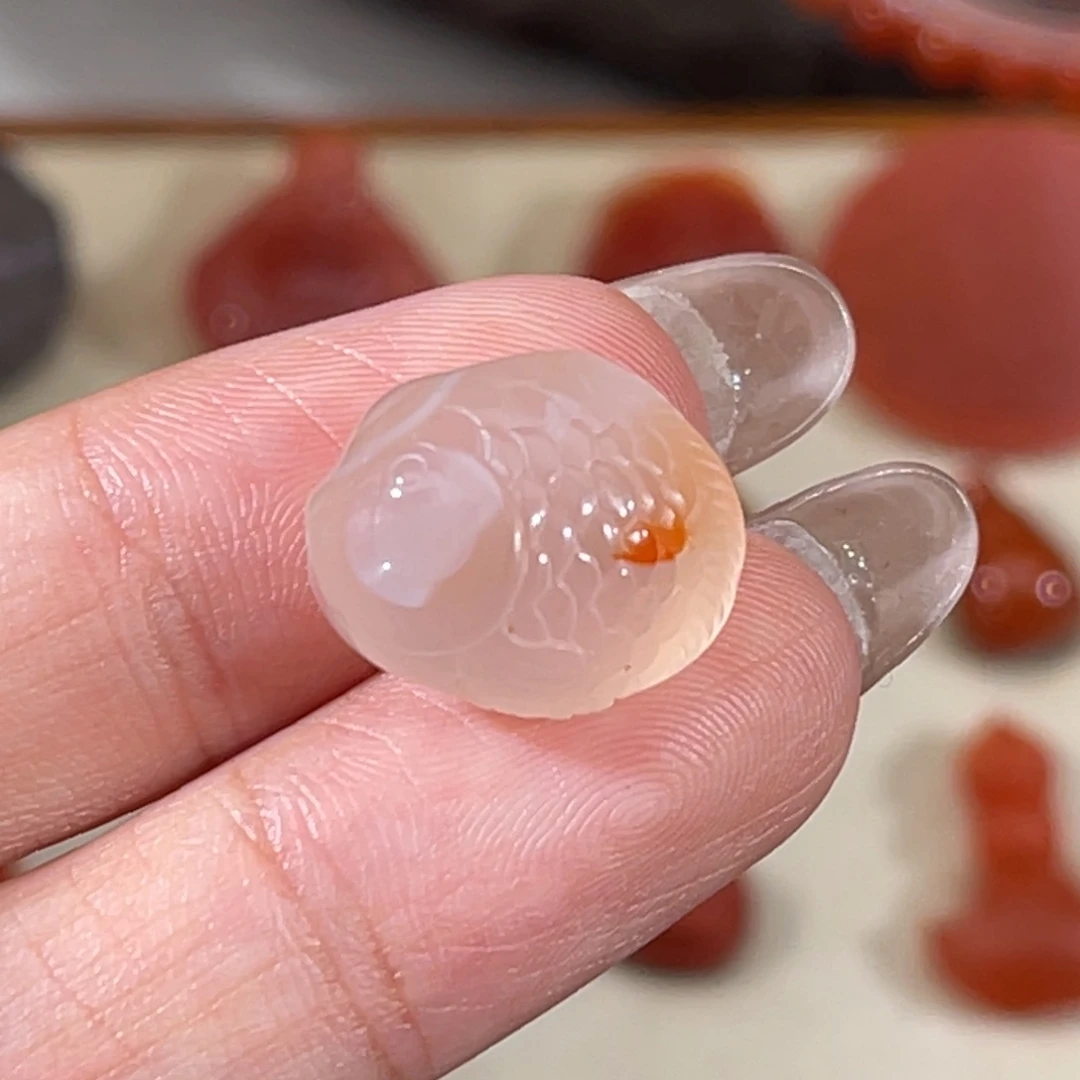 玛瑙/玉髓未镶嵌蒲漂料小鱼15.7*13.2*10不退换