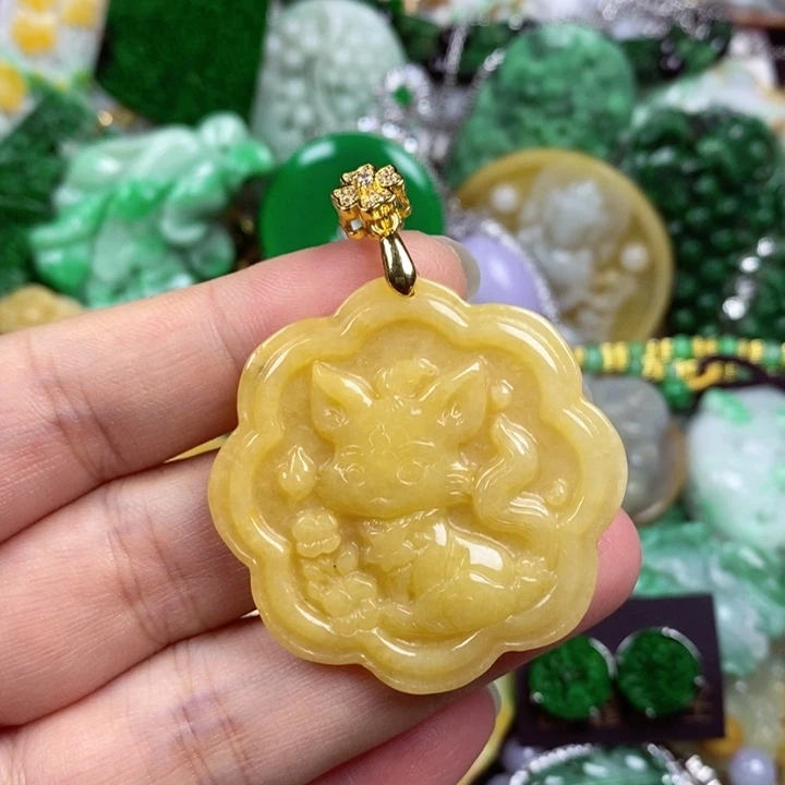 吊坠(赠链)未镶嵌翡翠