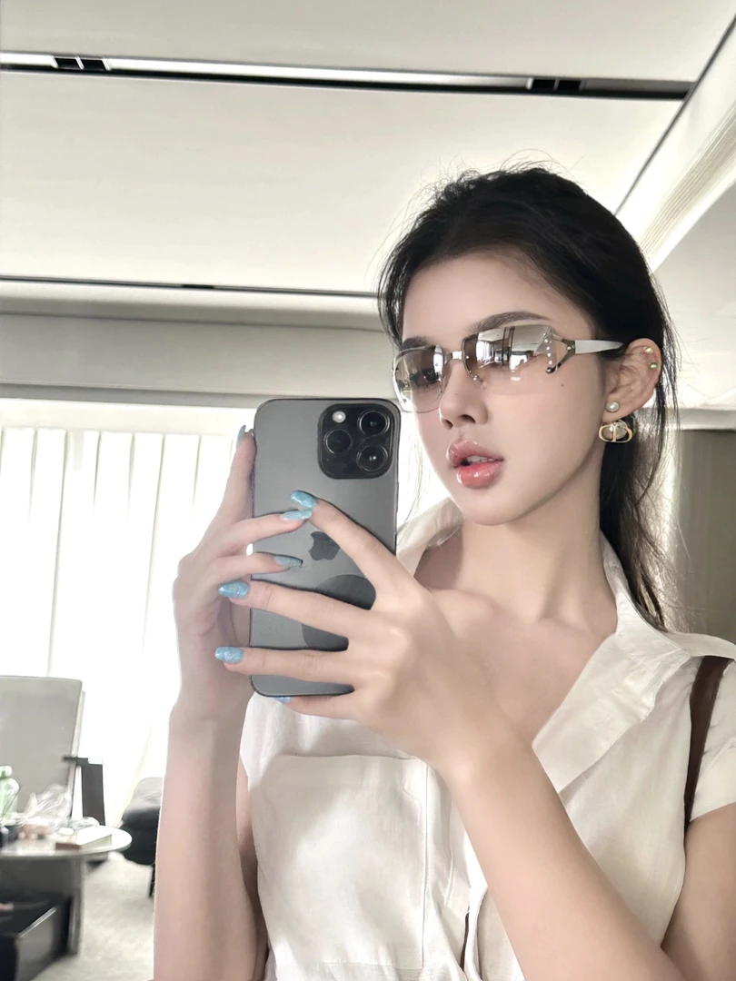 欧美Y2K无框镶钻墨镜女辣妹凹造型ins网红太阳镜防紫外线大框显瘦