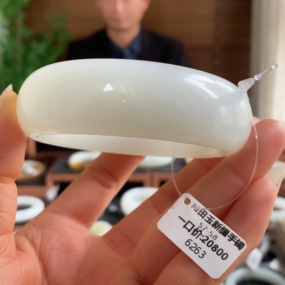 和田玉未镶嵌手镯6263