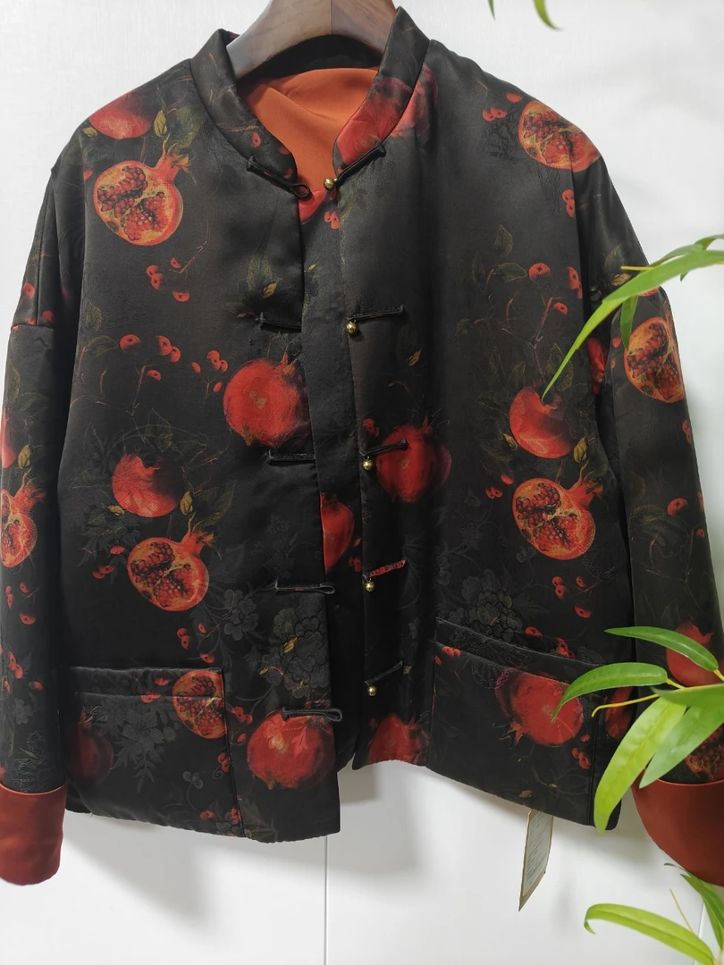 青娘子香云纱重缎印花拼貂毛加厚穿搭棉服242372