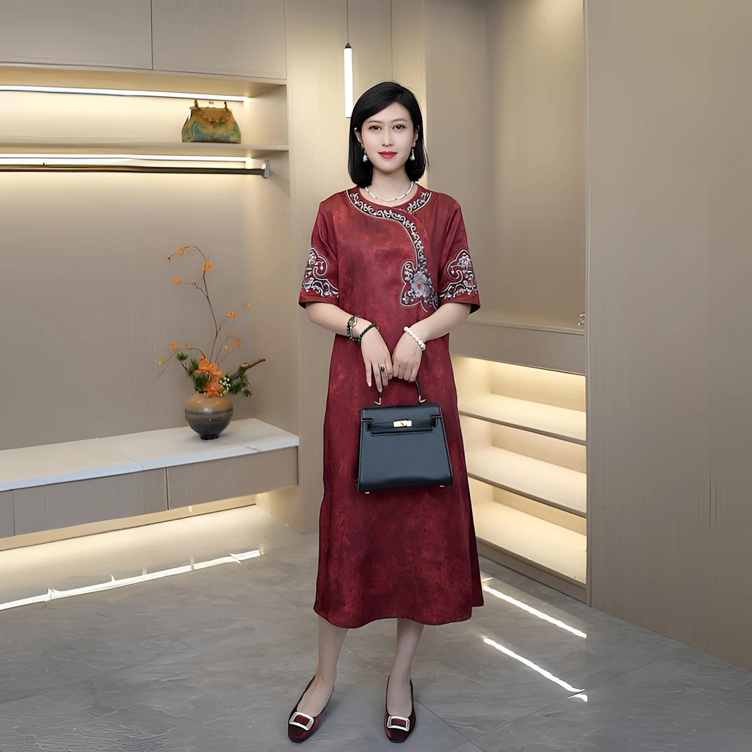 新中式新款百搭斜襟不褪色短袖刺绣提花连衣裙中长款改良旗袍复古