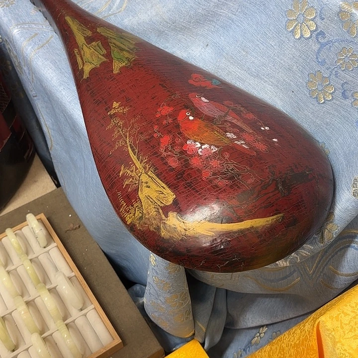 飞***鸽陶瓷摆件不固定一件