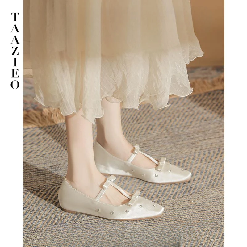 TAAZIEO水钻蝴蝶结玛丽珍单鞋女缎面平底隐形内增高女鞋米白色
