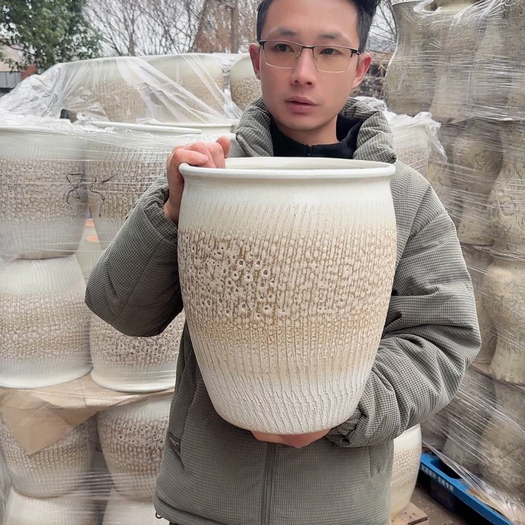 紫砂花盆口27高32（一个泡泡大号