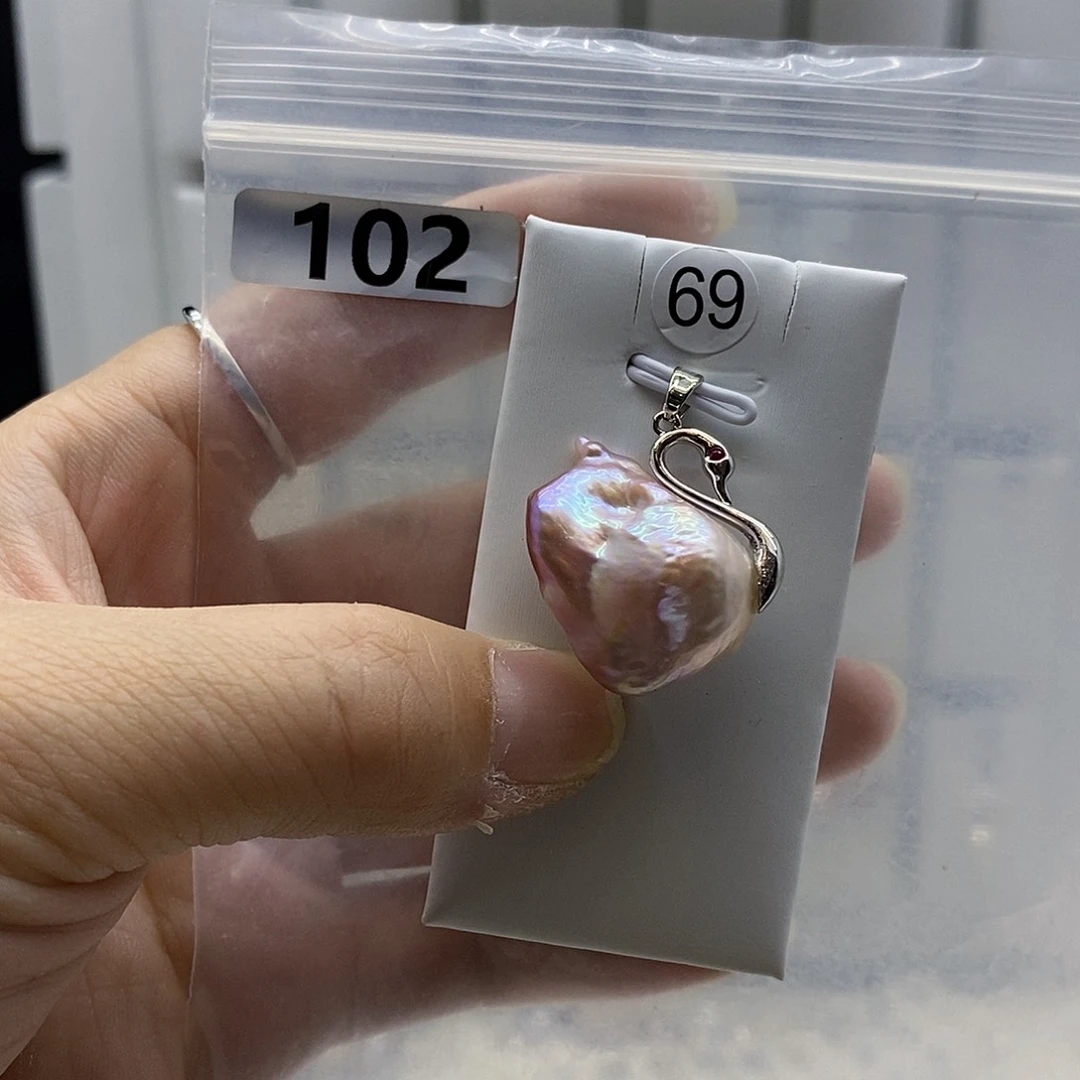 合金耳饰淡水珍珠