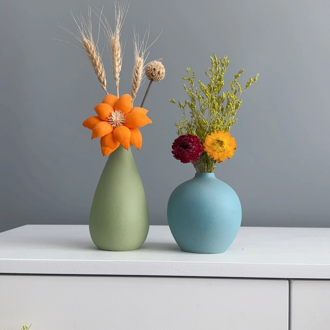 摆件陶瓷小花瓶摆件含花总高约20-30cm