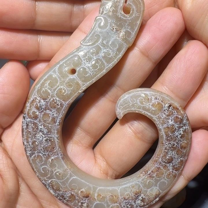 老***张和田玉未镶嵌挂件