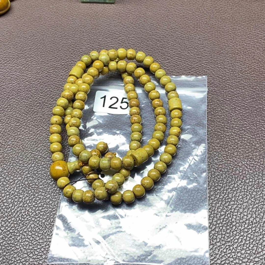未镶嵌岫岩河磨玉（透闪石质玉）把件日***丶
