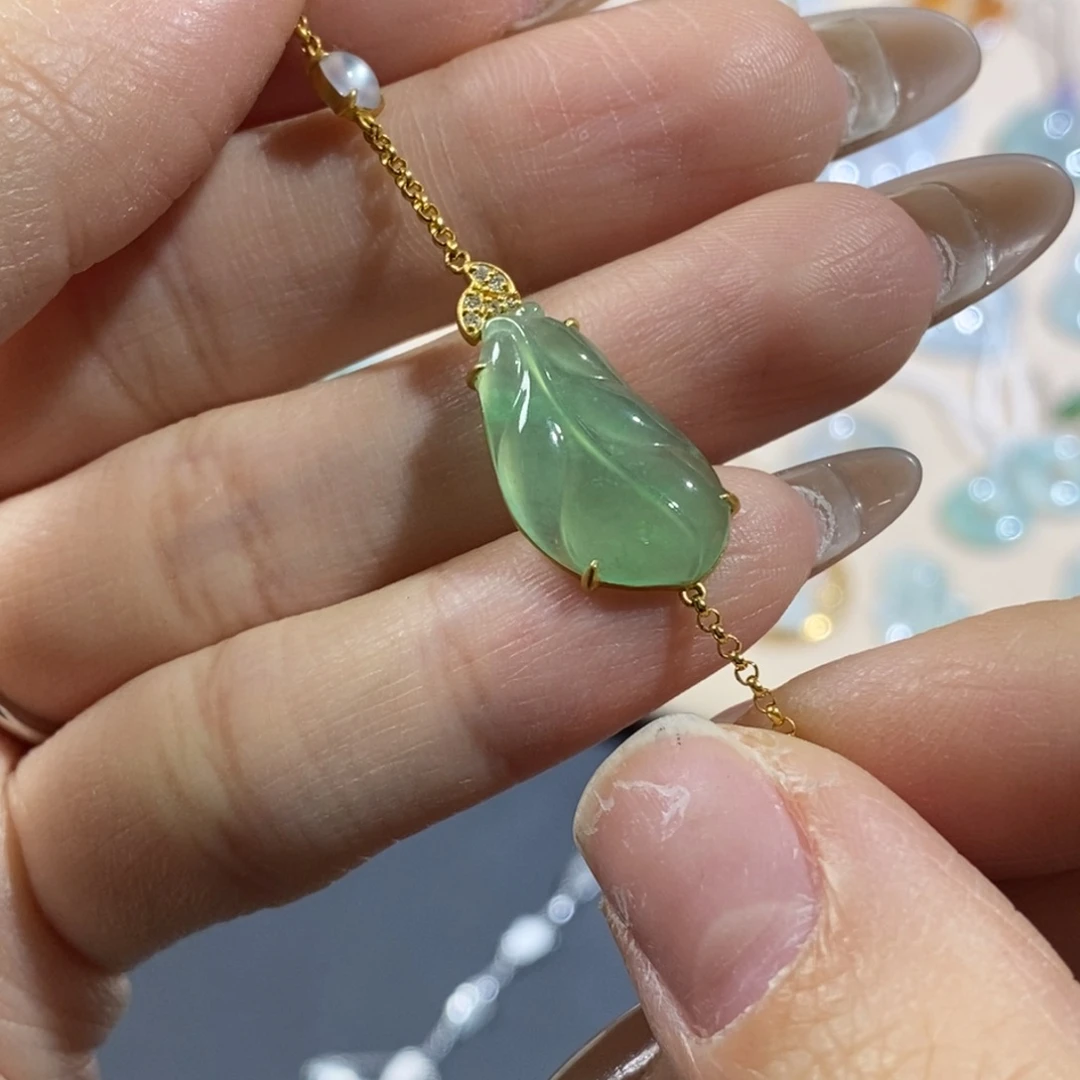 翡翠18K金镶嵌手链