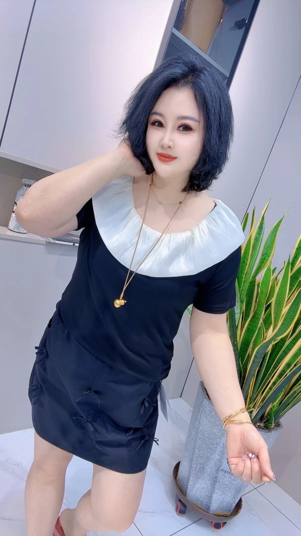 【娟姐精选】96721春夏出行必备欧货重工披肩领炸街洋气减龄时尚衫