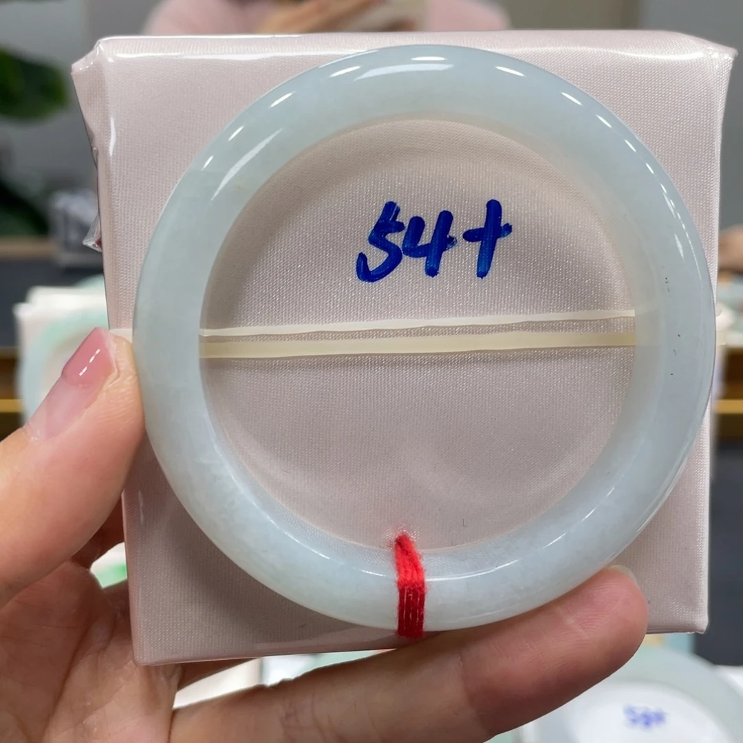 翡翠未镶嵌手镯翡翠