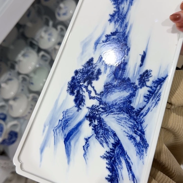 青花山水意境干泡台