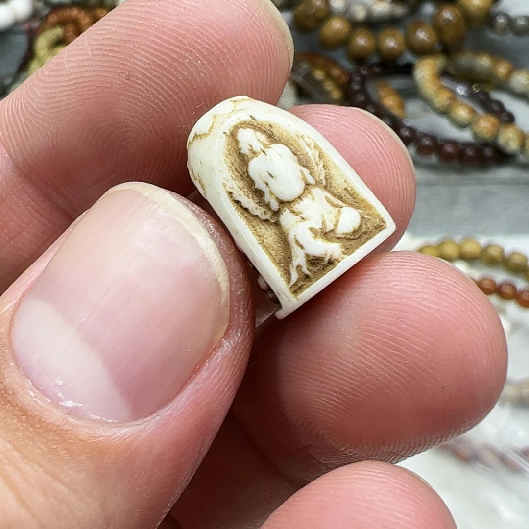 驼骨其他64驼骨三面无相佛一个