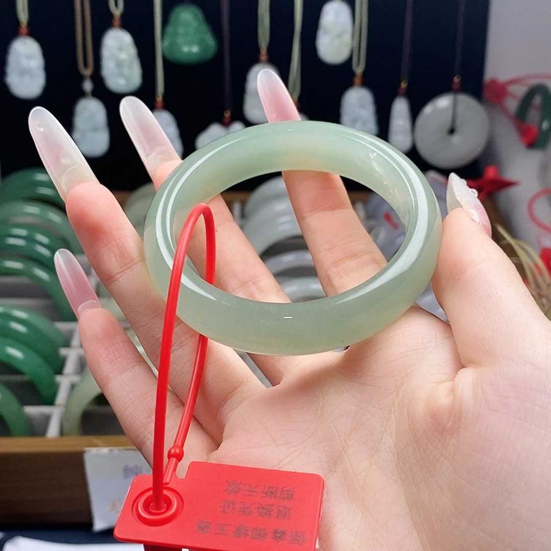 东陵石未镶嵌手镯