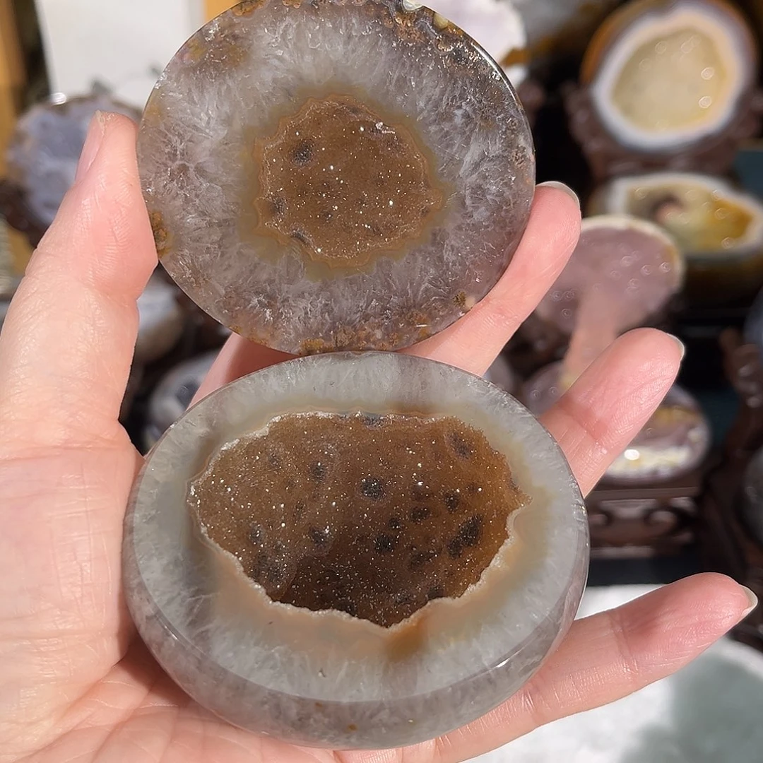 未镶嵌水晶大型摆件（非配饰）
