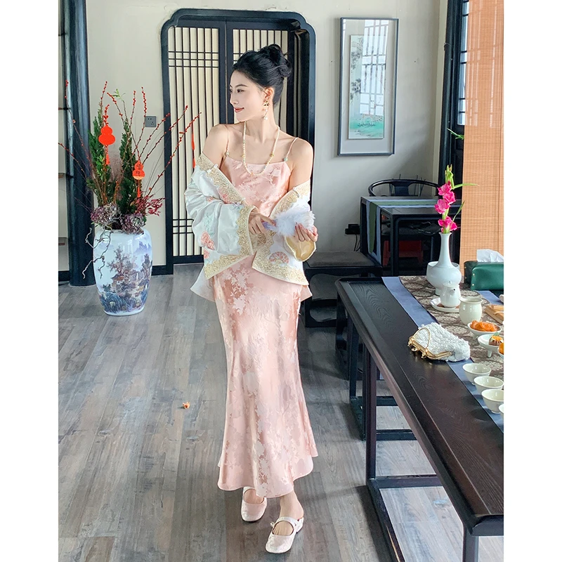 果果家  吊带A字裙植绒性感连衣裙2025春季女装高腰显瘦碎花长裙