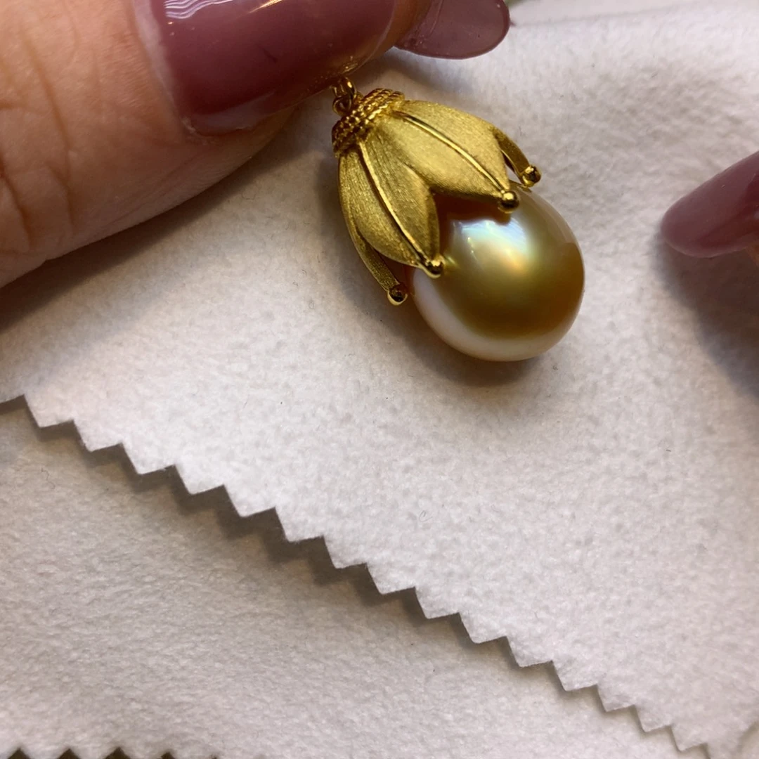 颈饰银S925镶嵌海水珍珠