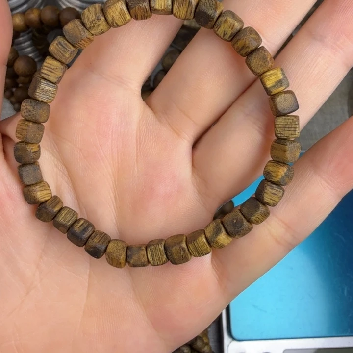 沉香沉香碎屑莺歌绿奇楠05小方糖