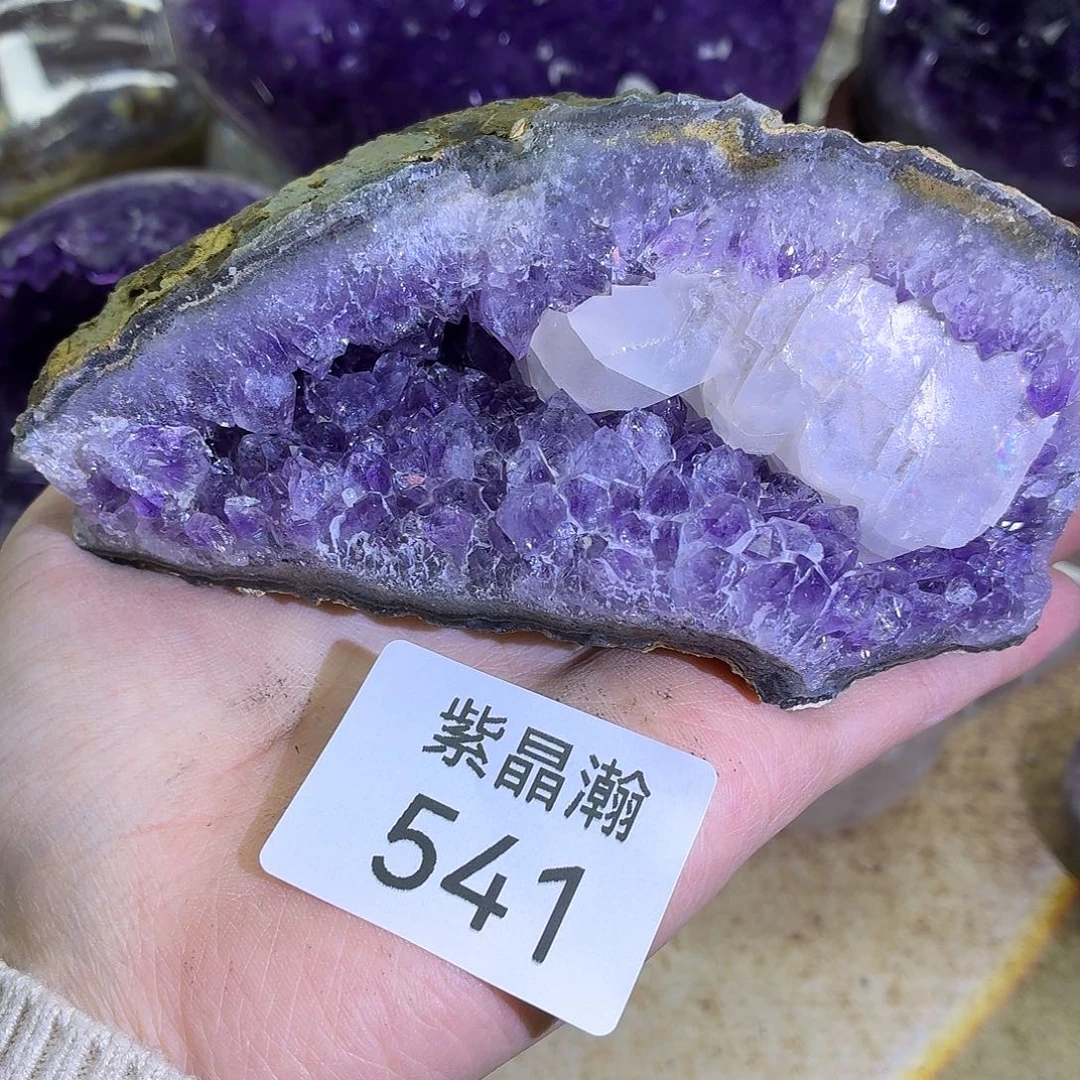 水晶未镶嵌大型摆件（非配饰）